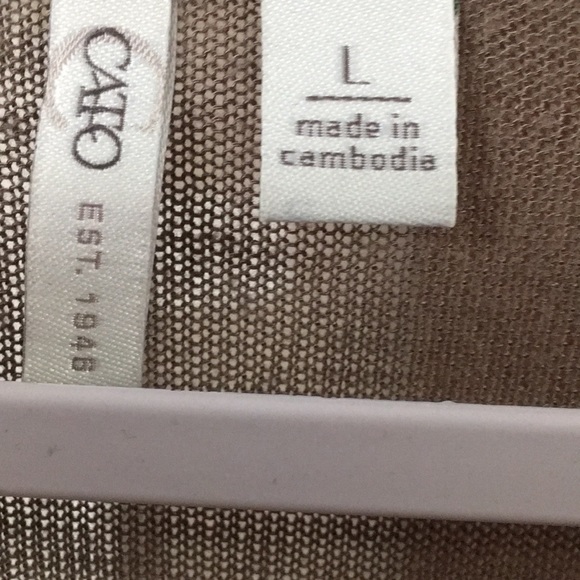 Cato Drop Sleeve Ruffle Trim Top L - Picture 3 of 5